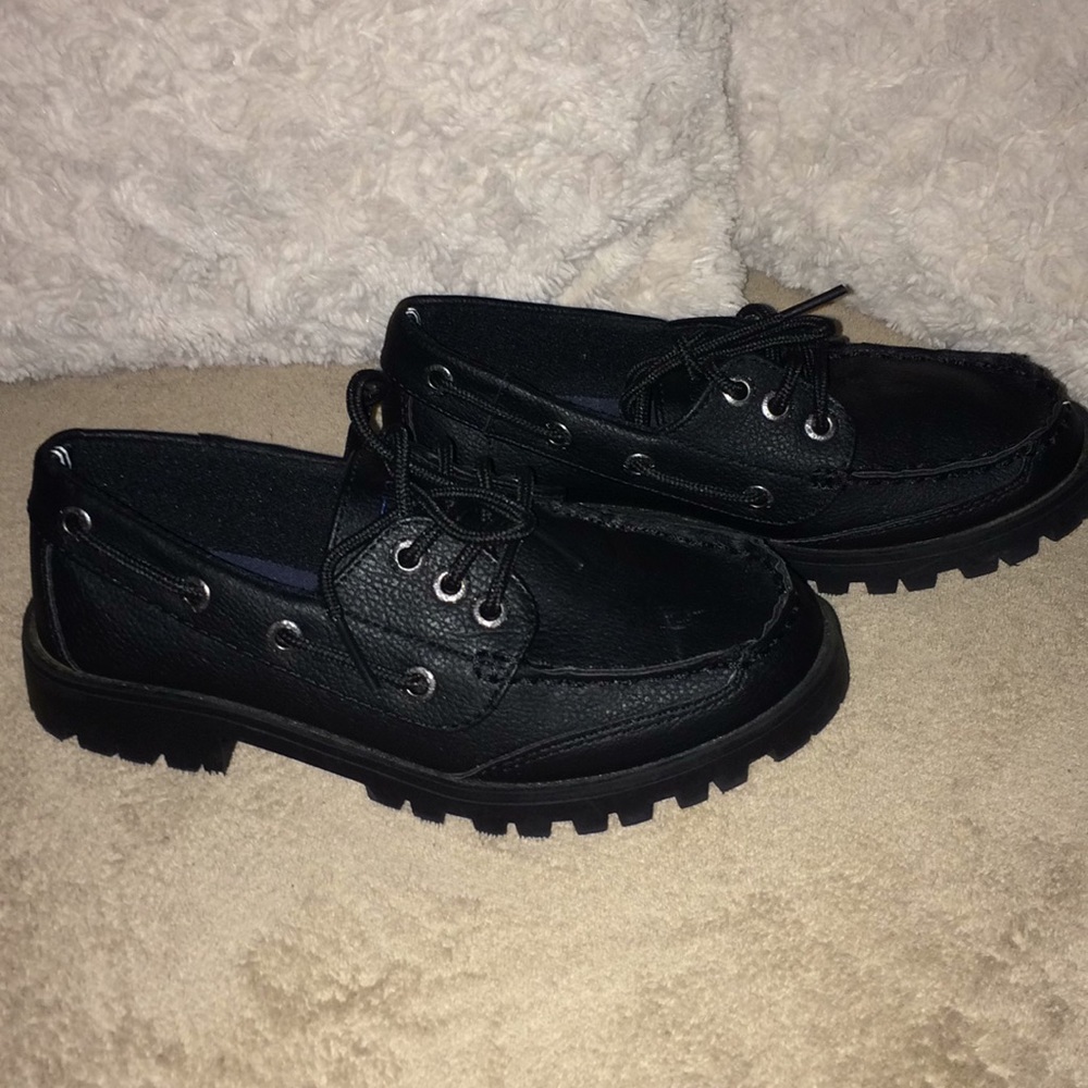 Youth boy dress shoes